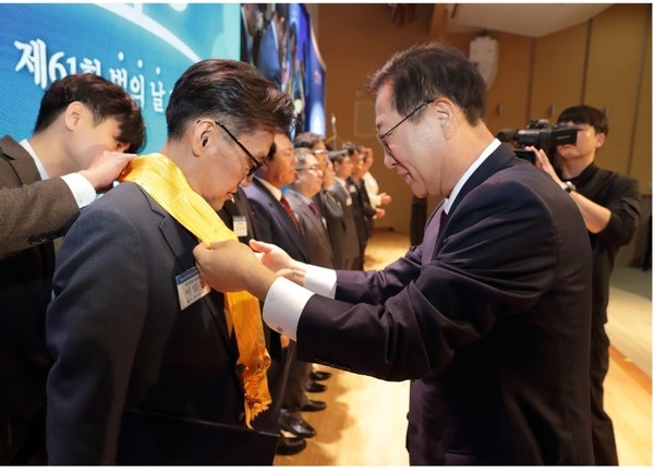 이임성 변호사.jpg
